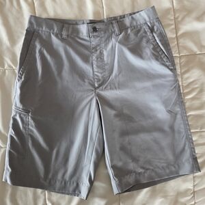 Men's Gray Callaway Golf Shorts 32